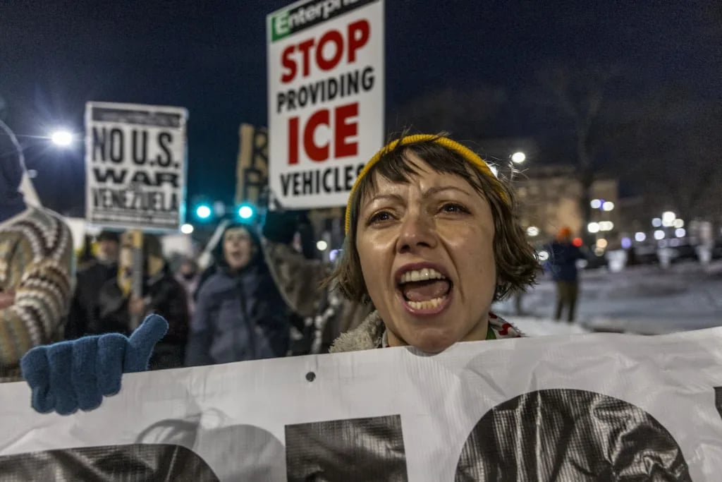 St. Louisans take to the streets to protest the death of Alex Pretti, ICE