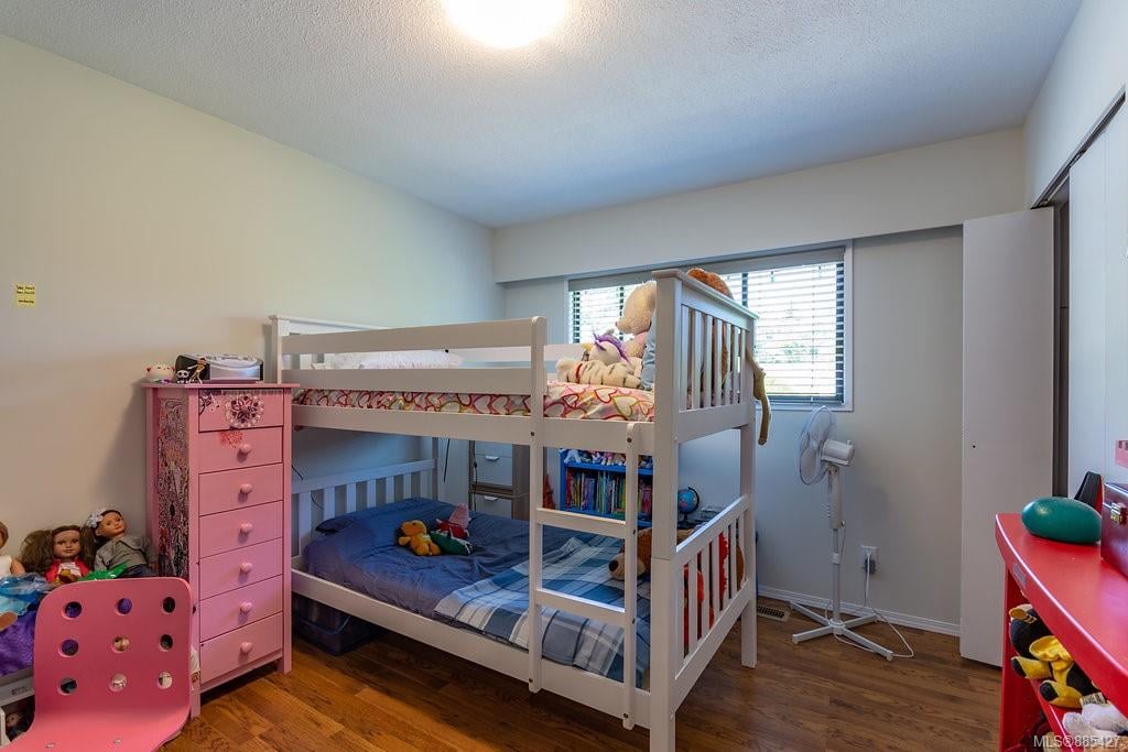 4357 Torquay Dr
