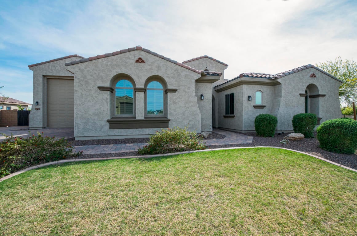 18287 W Sells Dr