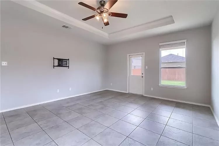 310 Sundown Ave