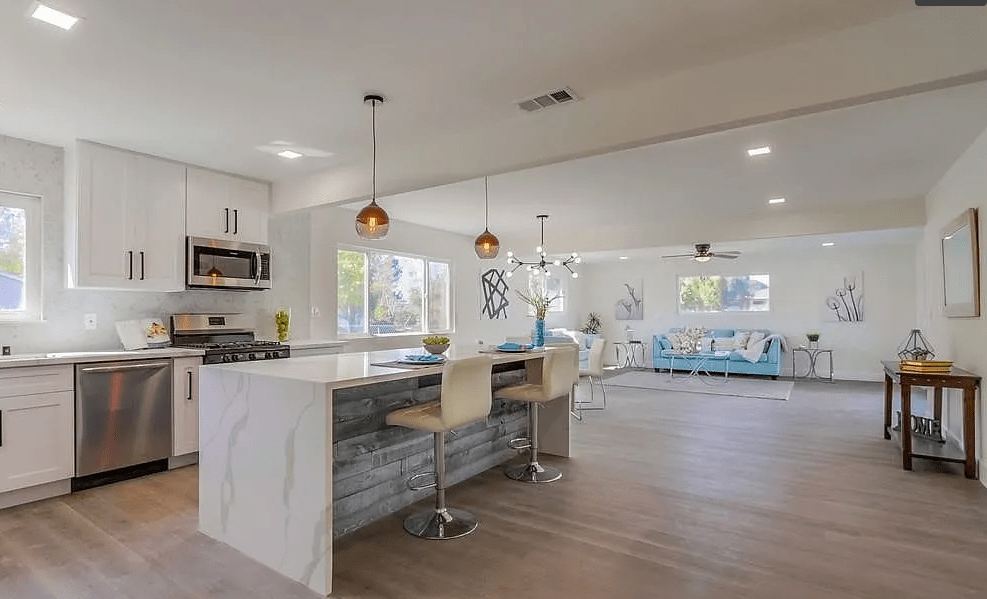4846 Siesta Dr