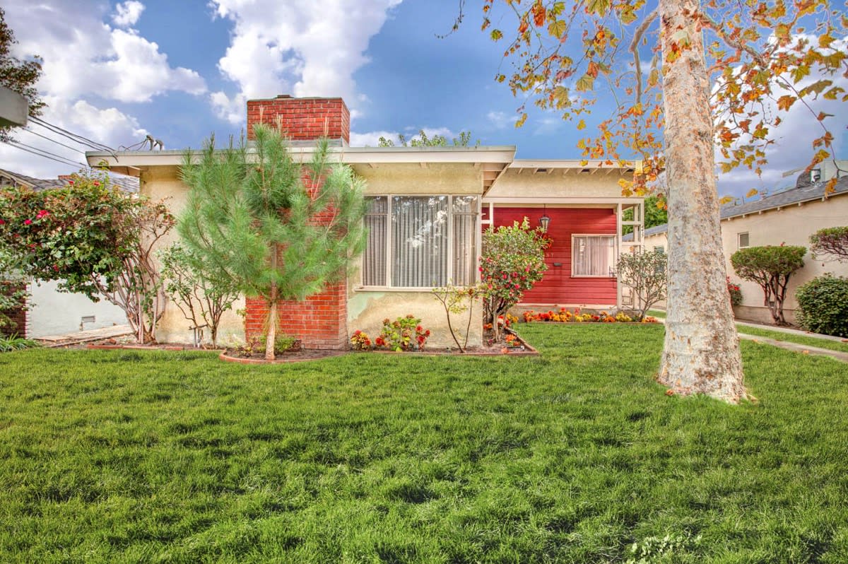 4437 Elmer Ave Studio City, CA