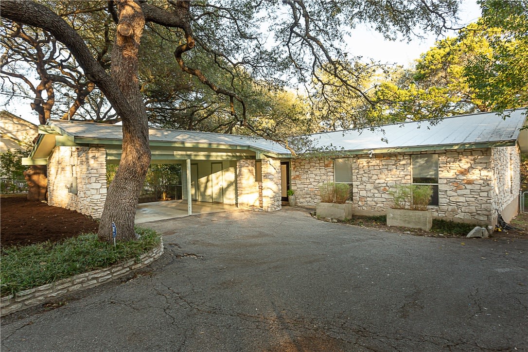 West Lake Hills