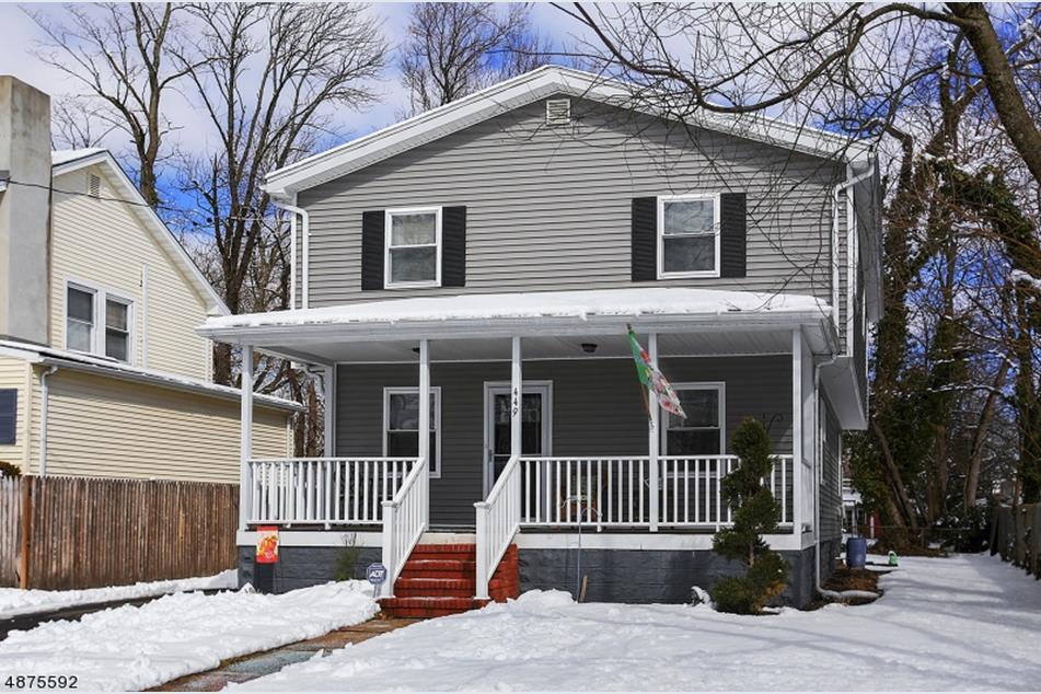 449 Farley Ave