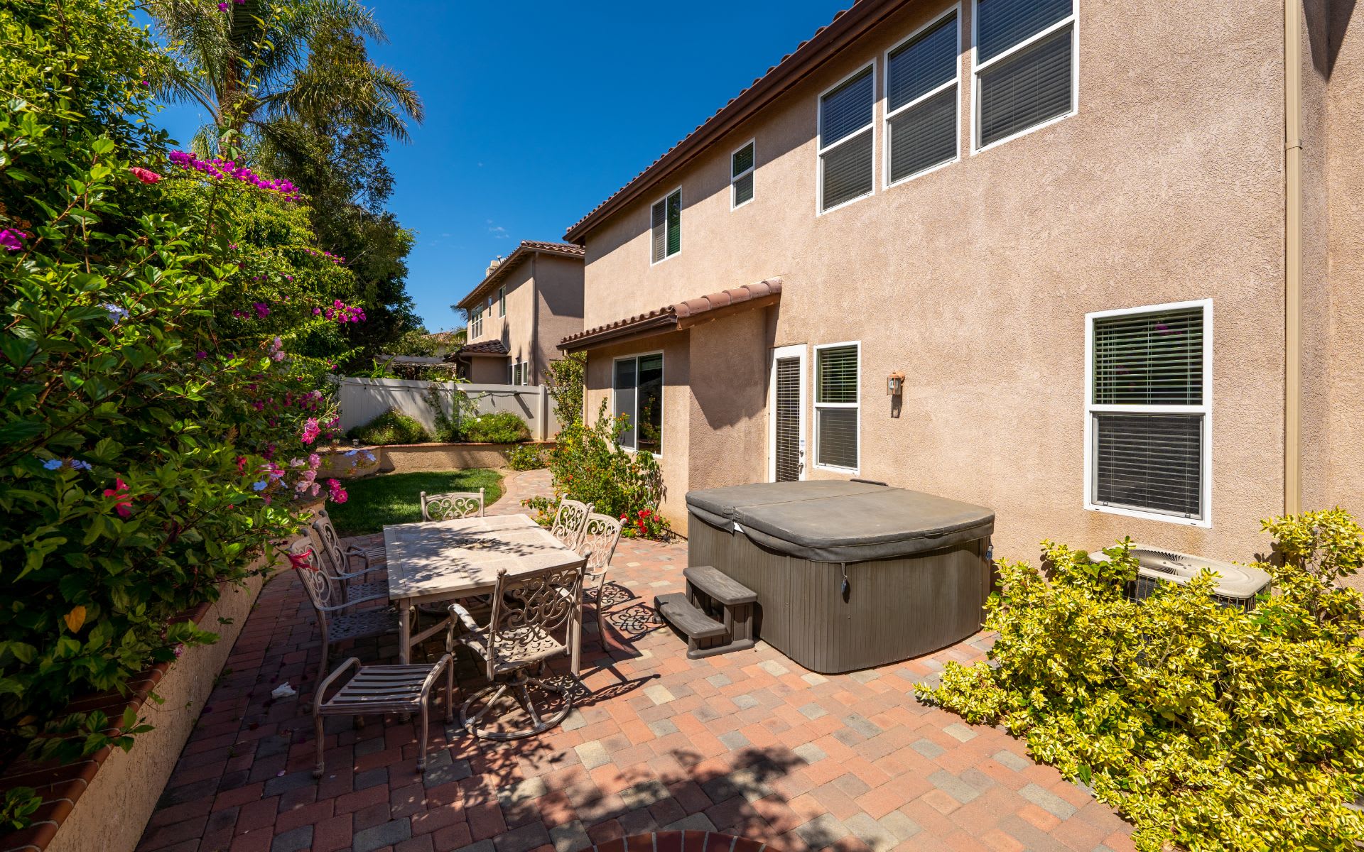 1273 Honeysuckle Avenue