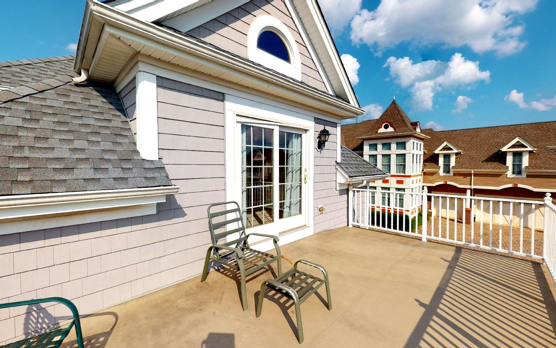23 LIGHTHOUSE DR