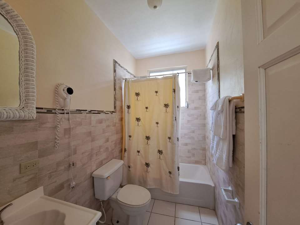 345 Brewers Bay 1 Bedroom Apartment