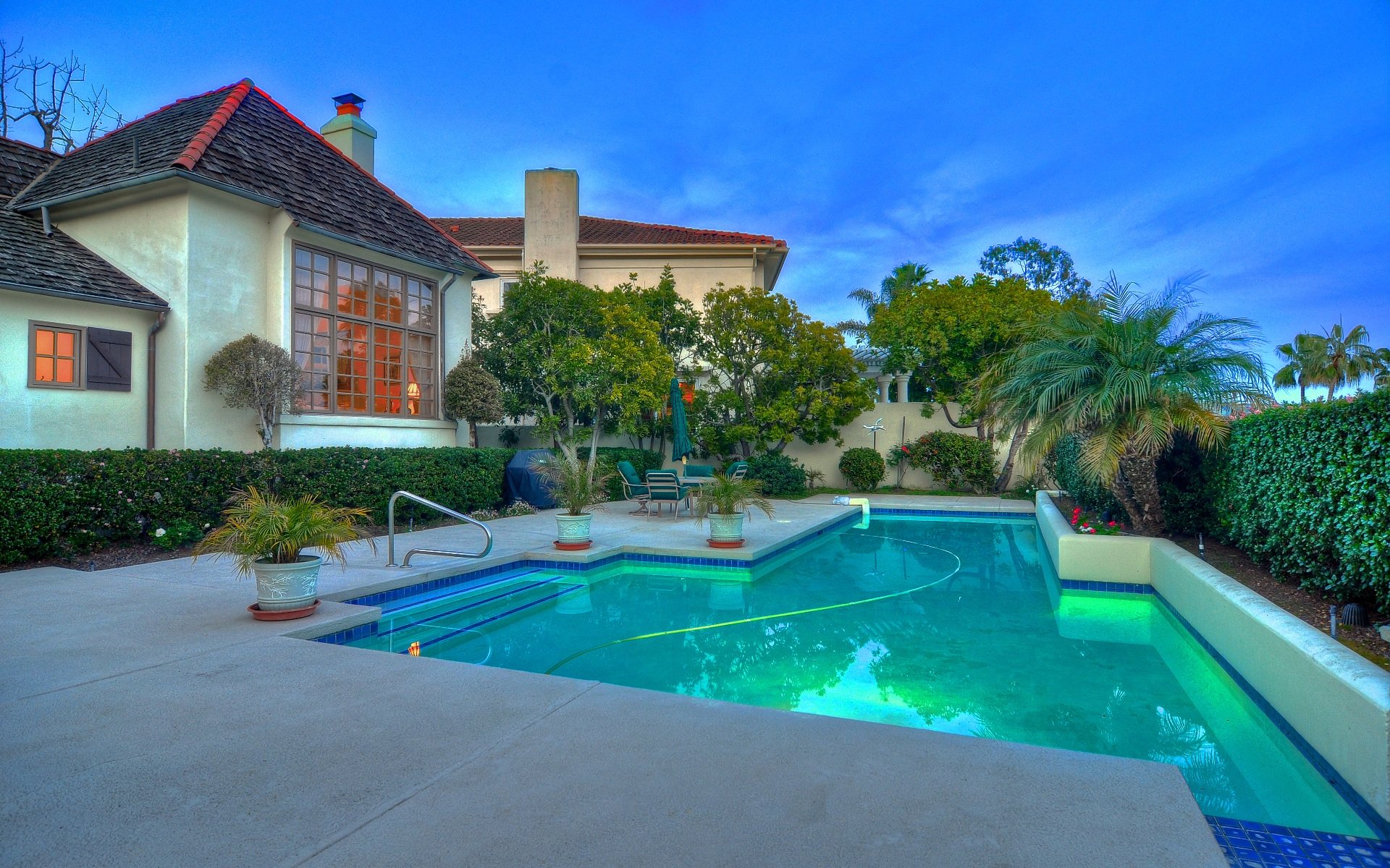 4 Riverstone