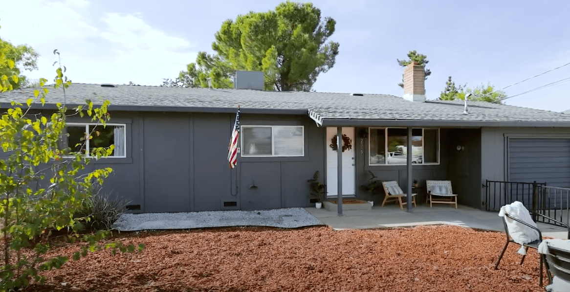 2515 Starlight Boulevard, Redding