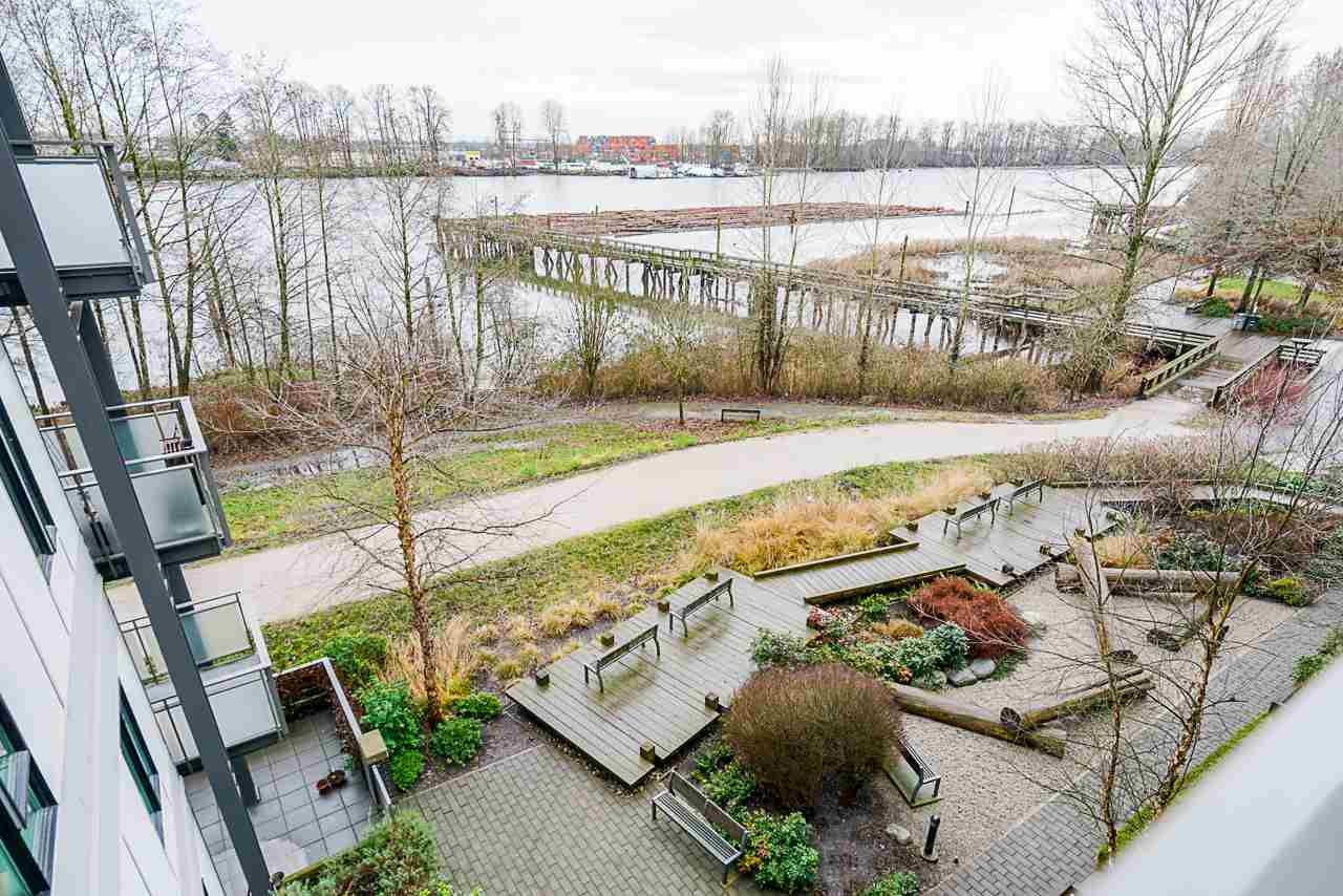 320-3138 Riverwalk Ave