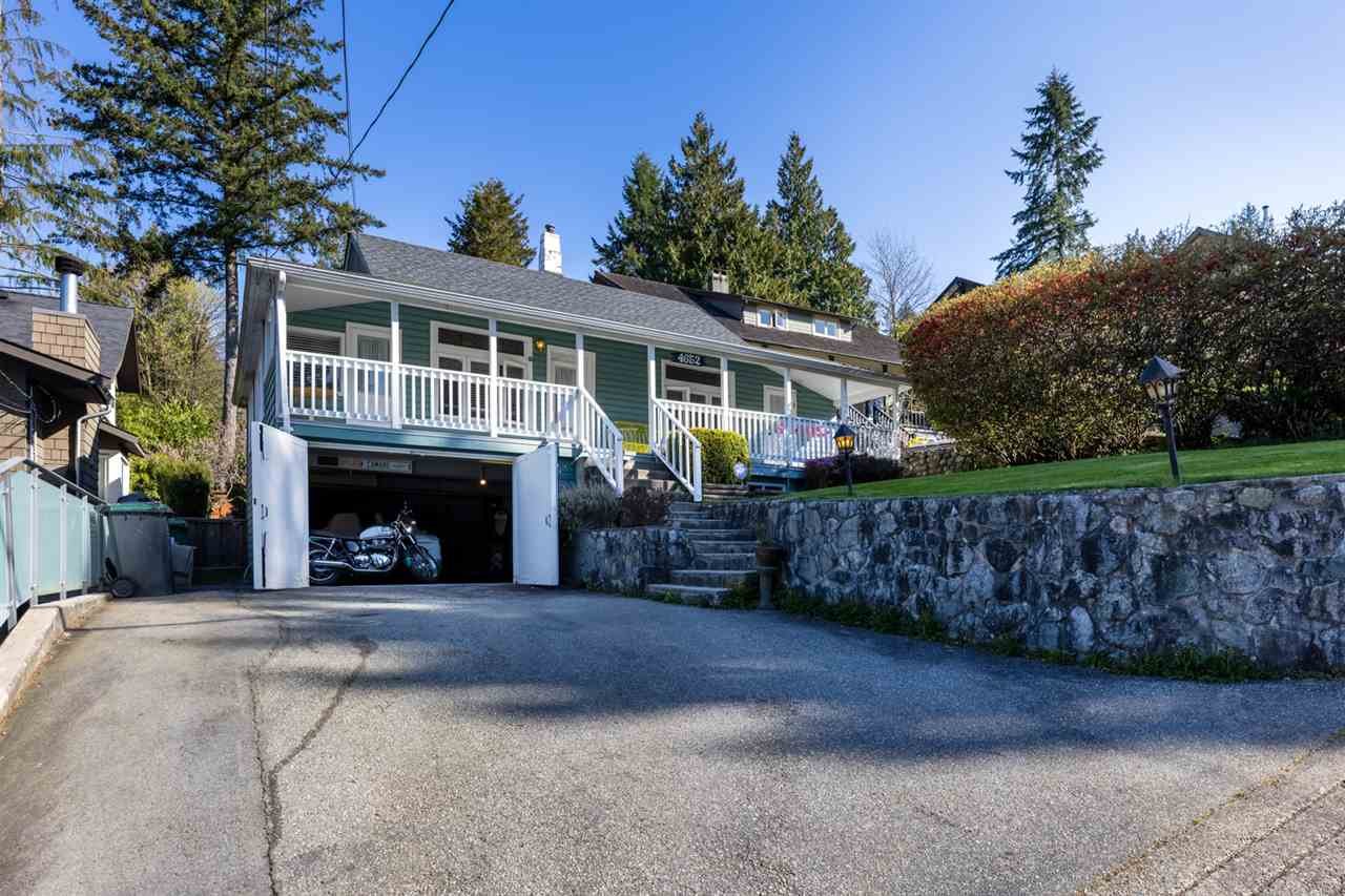 4652 Strathcona Rd