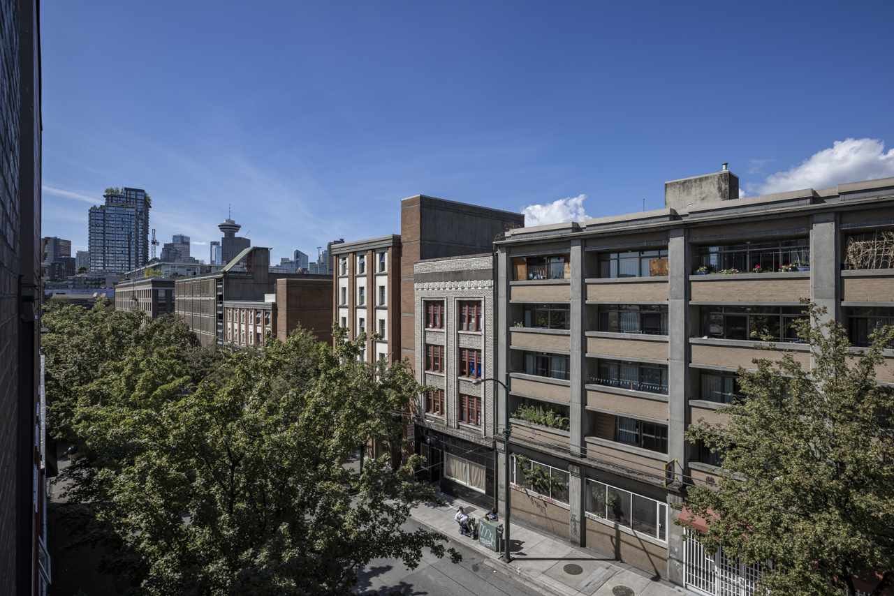 601-150 E Cordova St