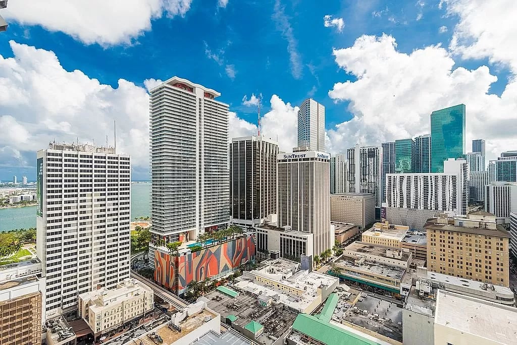 133 NE 2nd Ave, # 2708