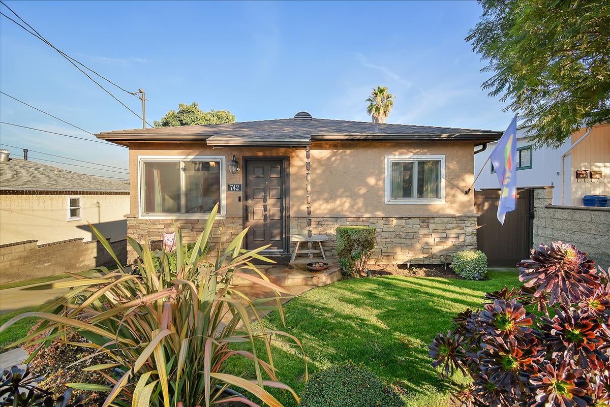 742 Loma Vista