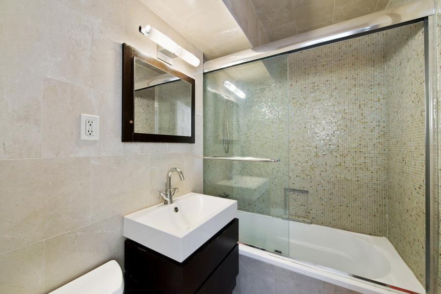 240 East 76th Street, Apt 8-M