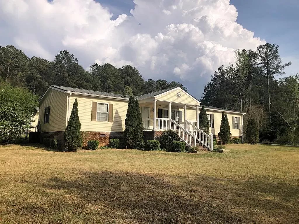 177 E Belmont Dr