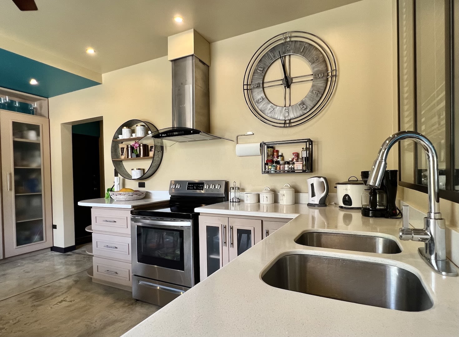 Villa Gucci – Resort Style Living