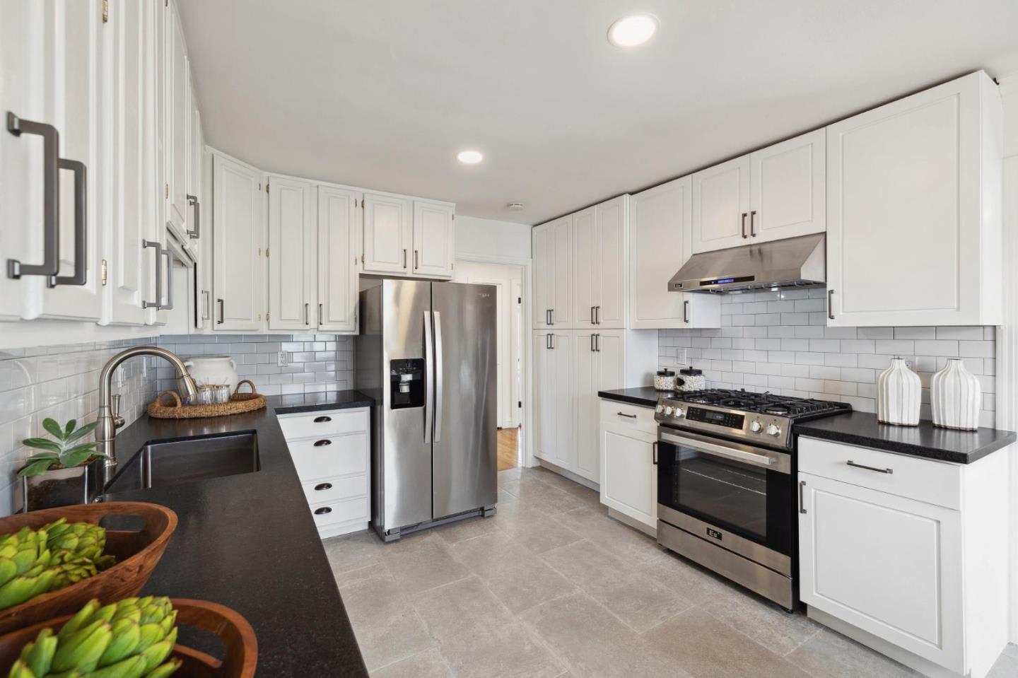 281 Village WAY