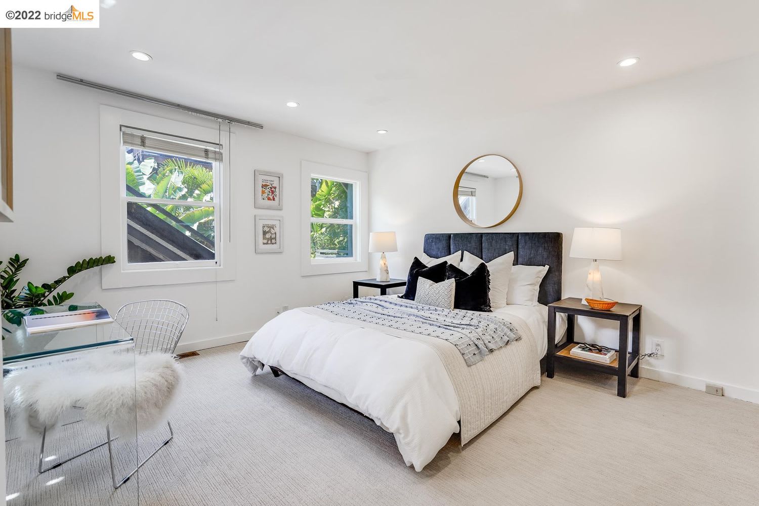 1170 S Van Vess Ave Unit: 2