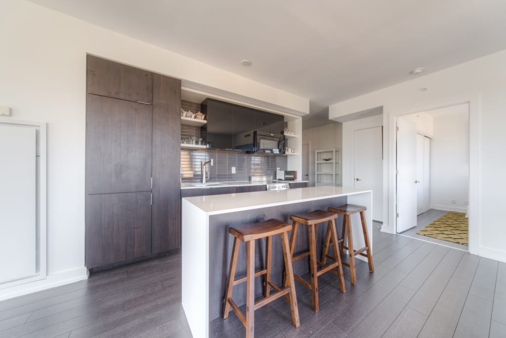 FOREST HILL CORNER SUITE