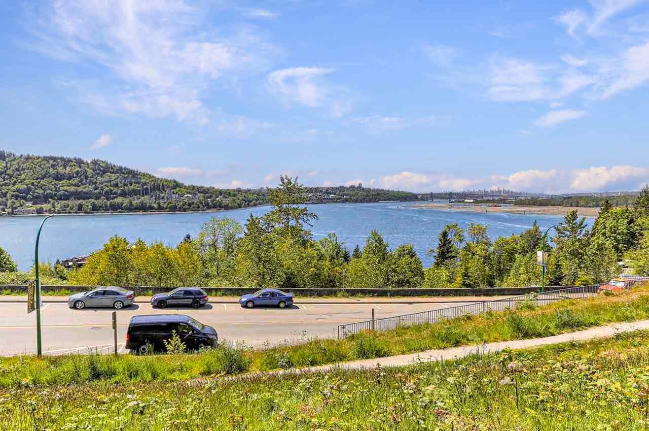 43-3596 Salal Dr