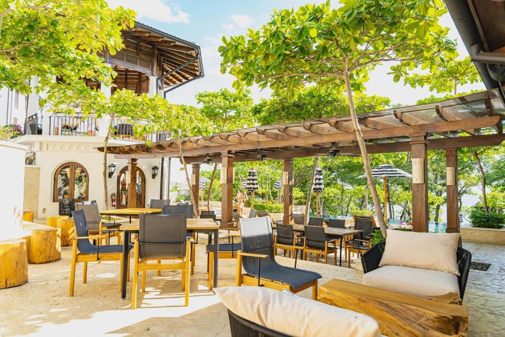 Plaza Flat with Splash Pool, Flamingo, Guanacaste