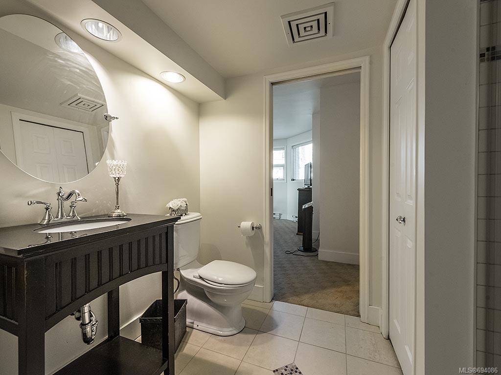 412-10 Paul Kane Pl