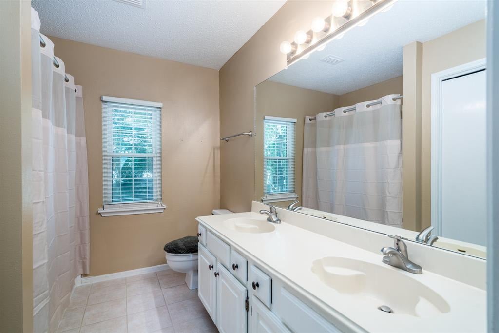 8123 SUNNY RIDGE DRIVE