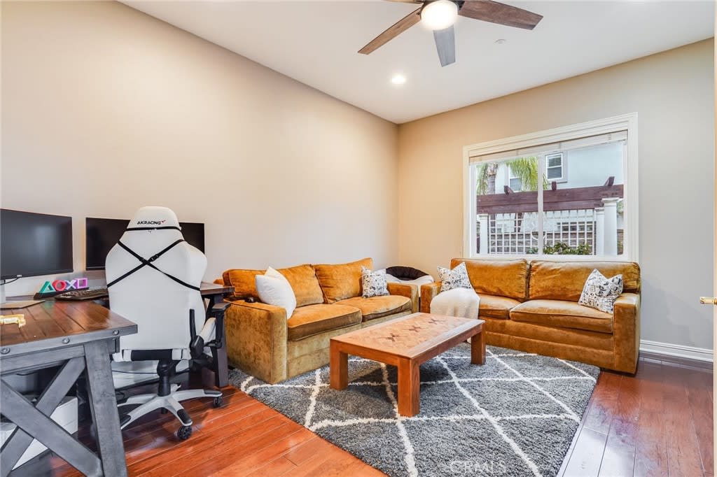3261 Lavender