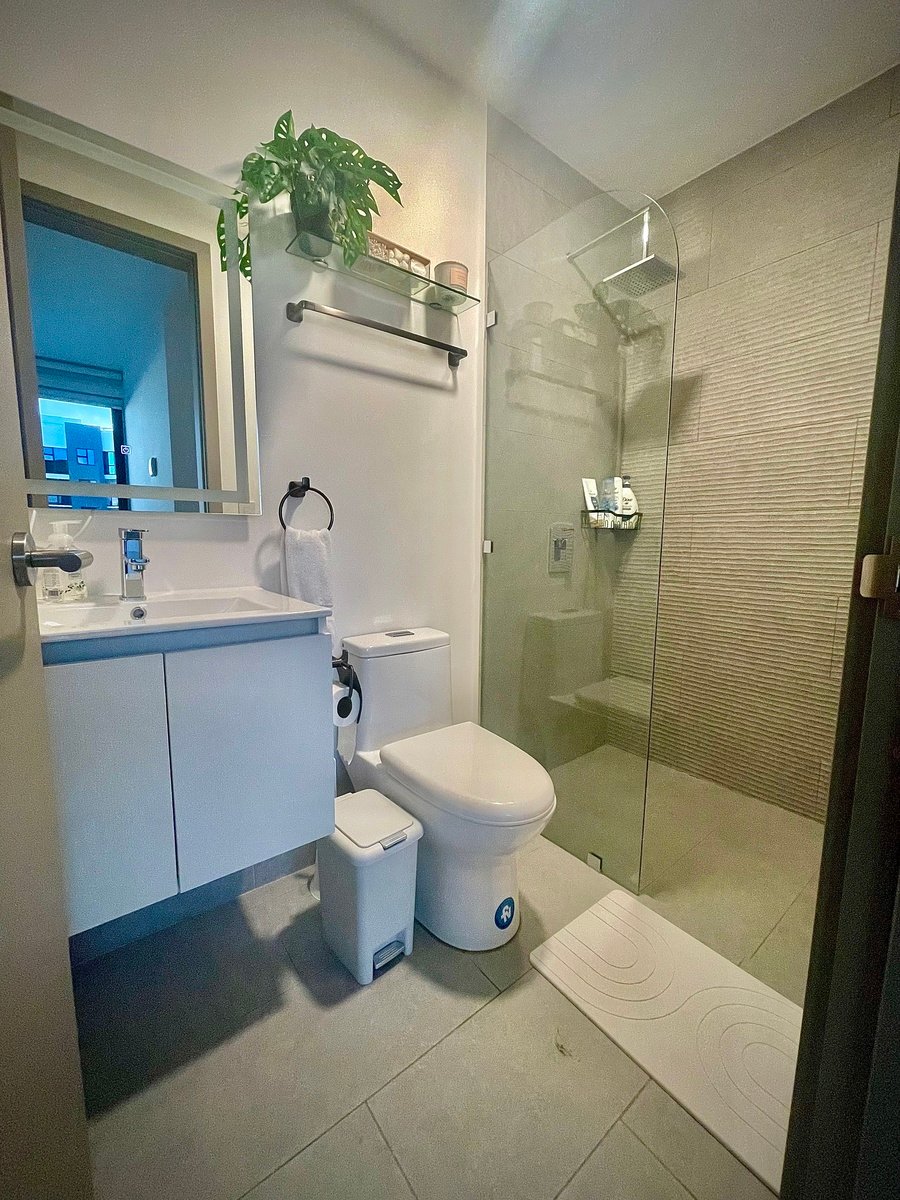 Dual Balcony City Apartment, Sabana and Rohrmoser, San Jose