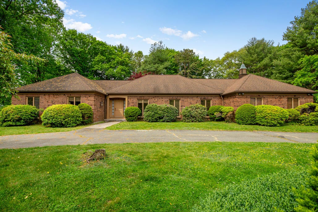 8 Brent Road