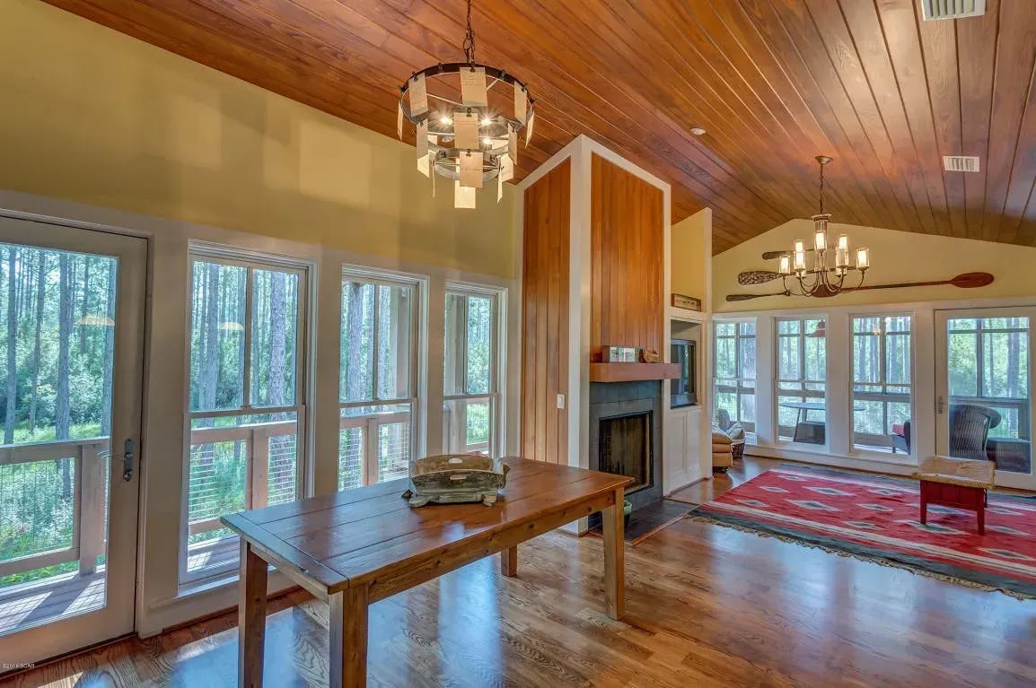 6402 RIVER BLUFF Trail