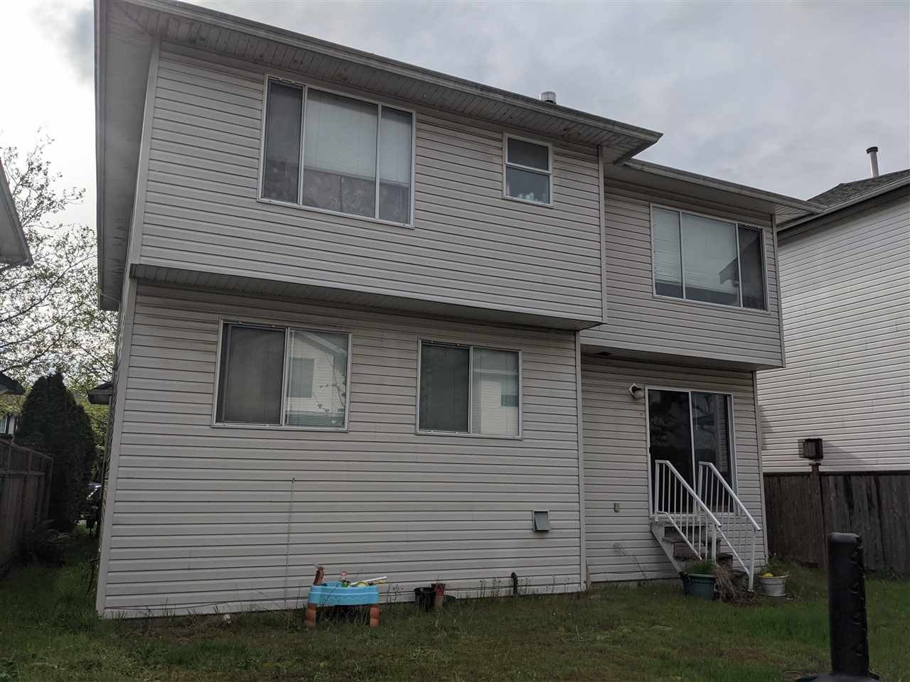 5280 Oliver Dr