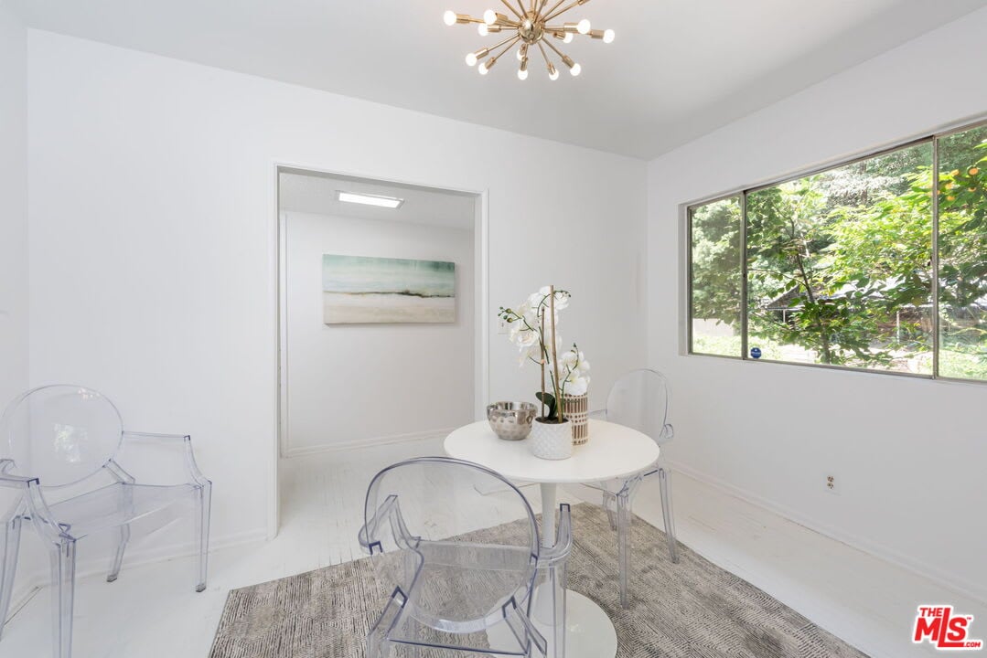2951 La Castana Dr