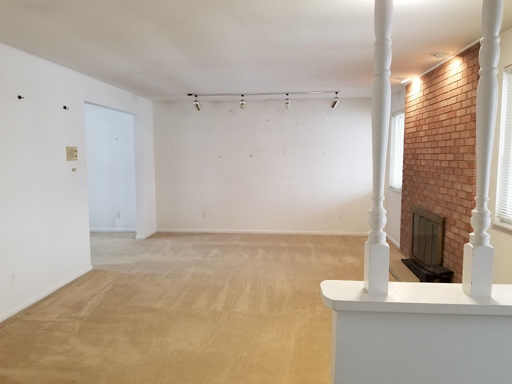 4482 Berquist Drive