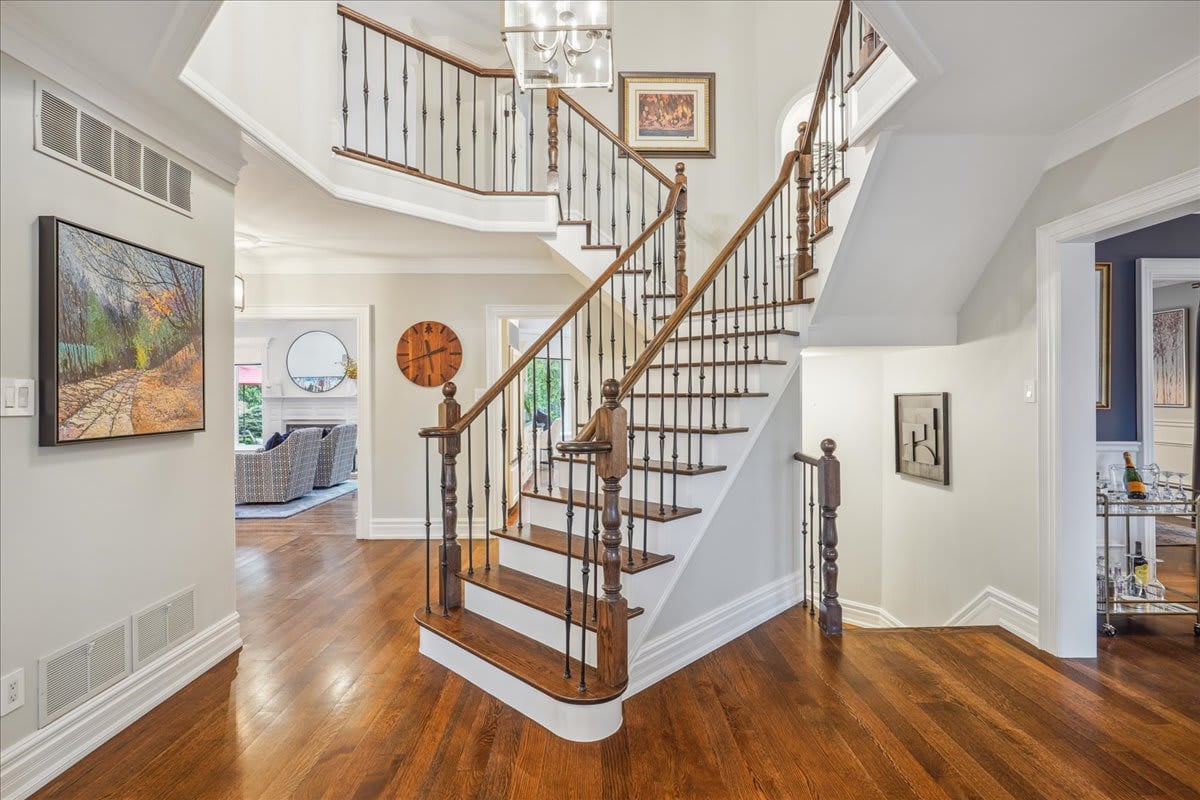 Fairway Hills Beauty 