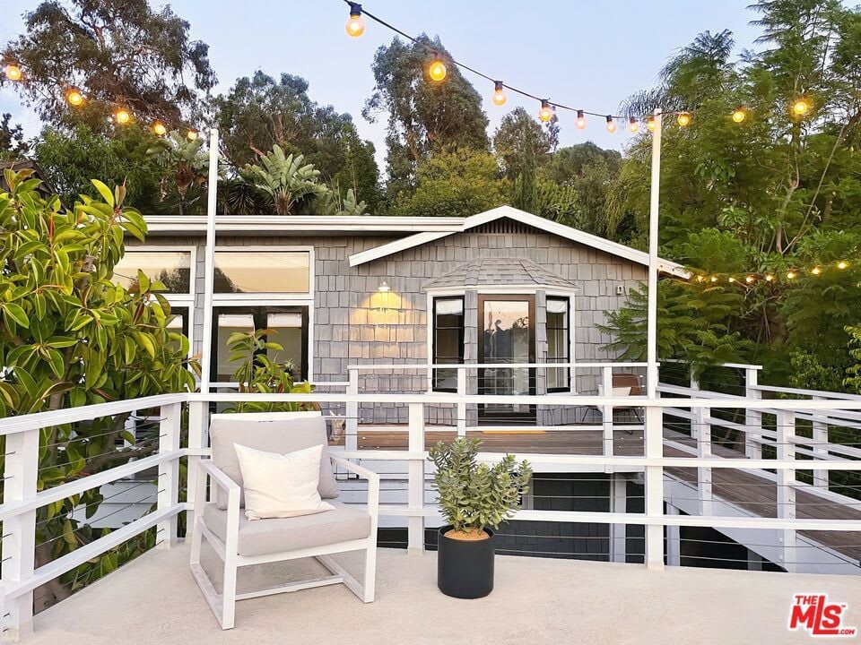 2456 Hidalgo Ave