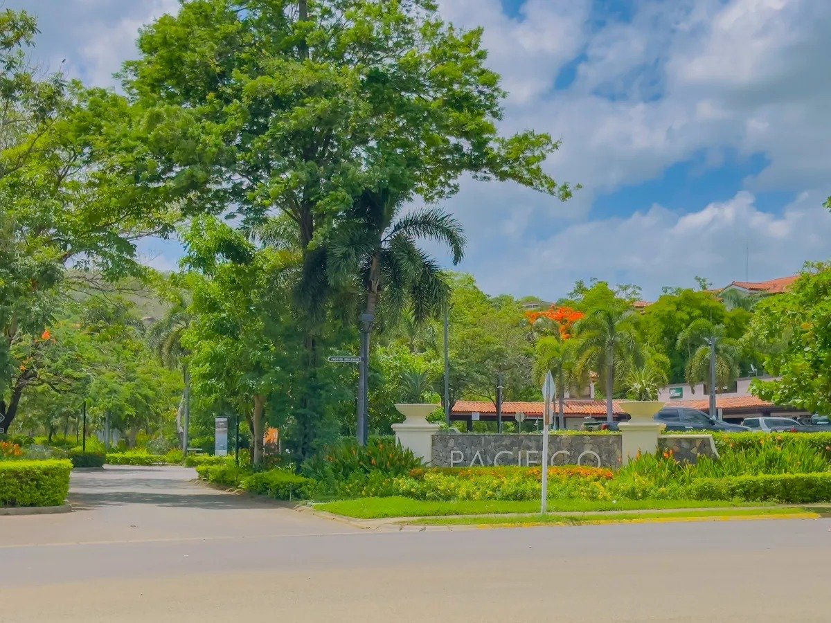 Spacious Four Bedroom Townhome, Papagayo, Guanacaste