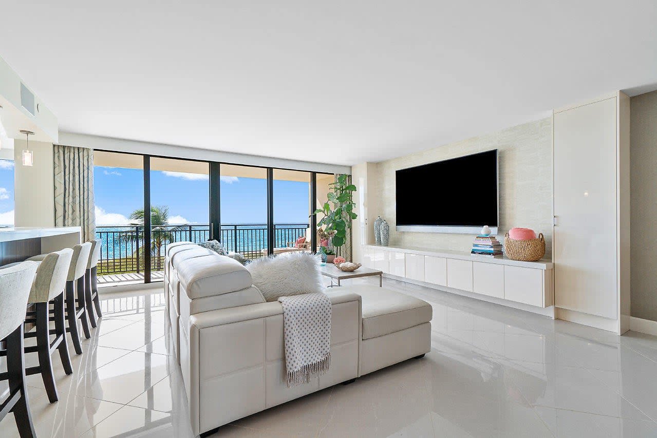 1800 S Ocean Blvd #3B