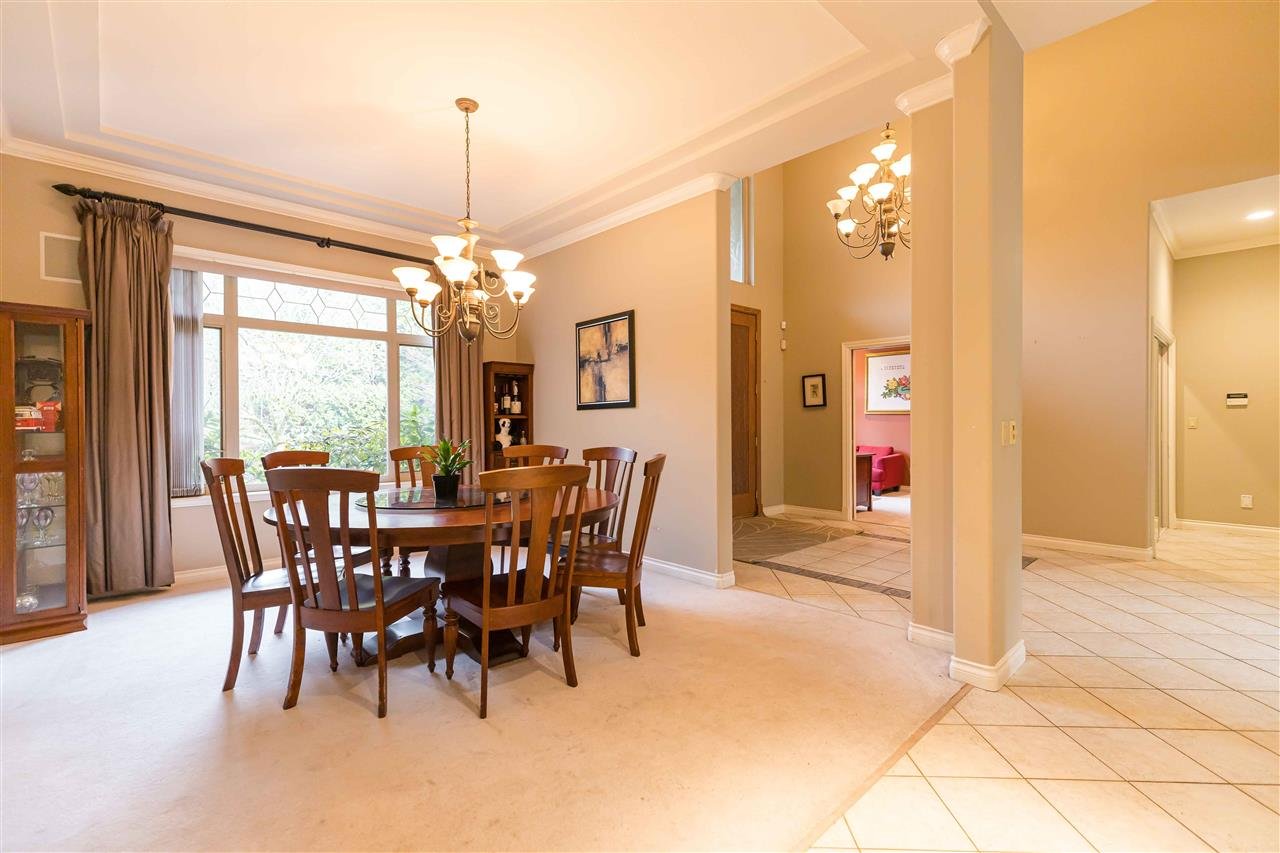 2221 Tanager Place, North Vancouver
