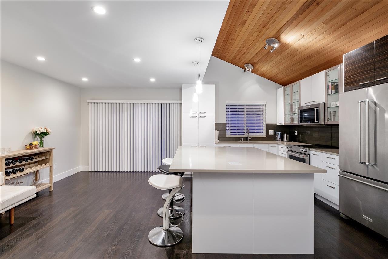 2602 Lauralynn Dr