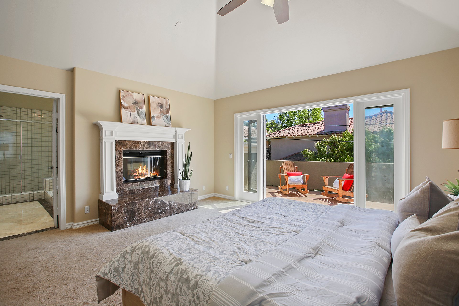 385 La Perle Ln