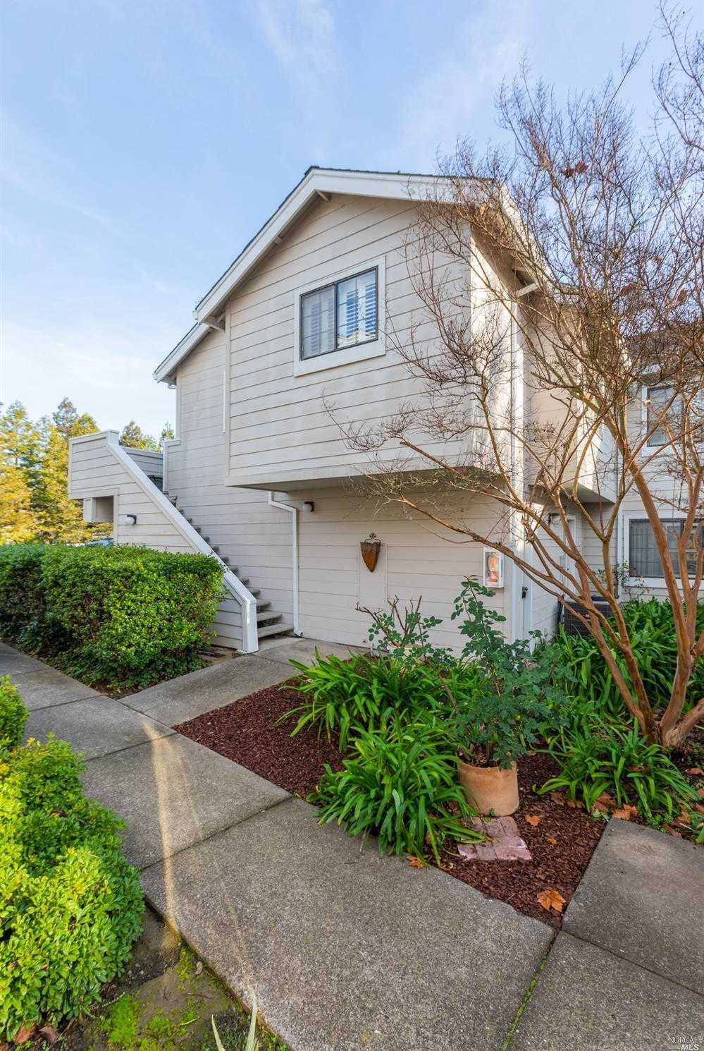133 Golden Gate Cir