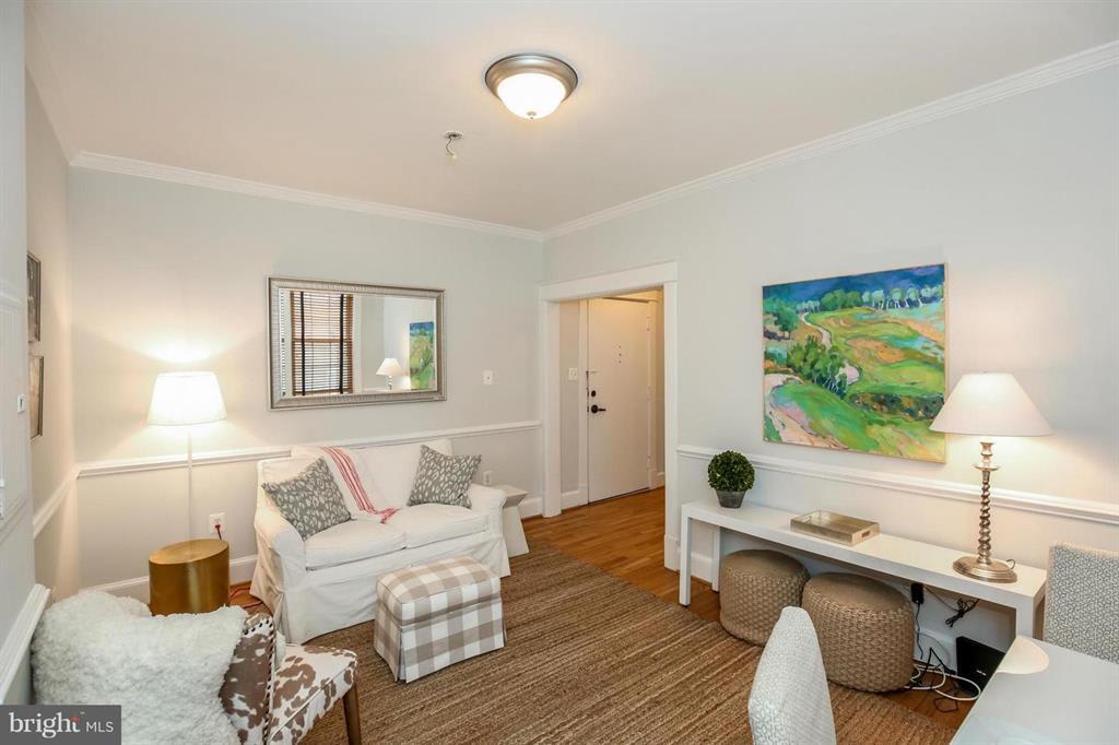 3024 Wisconsin Ave NW, #105