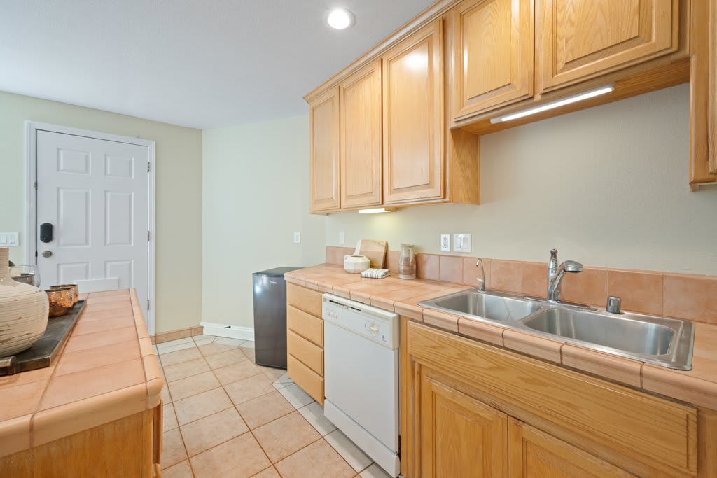 463 4th Street