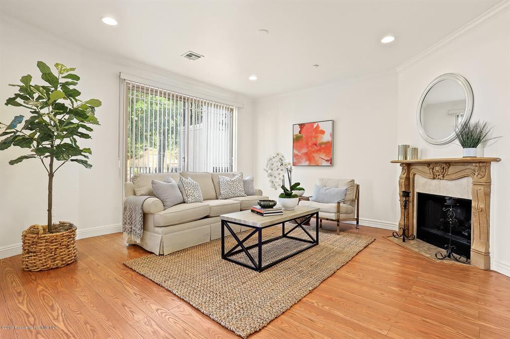 11145 Sunshine Terrace 106 Studio City, CA