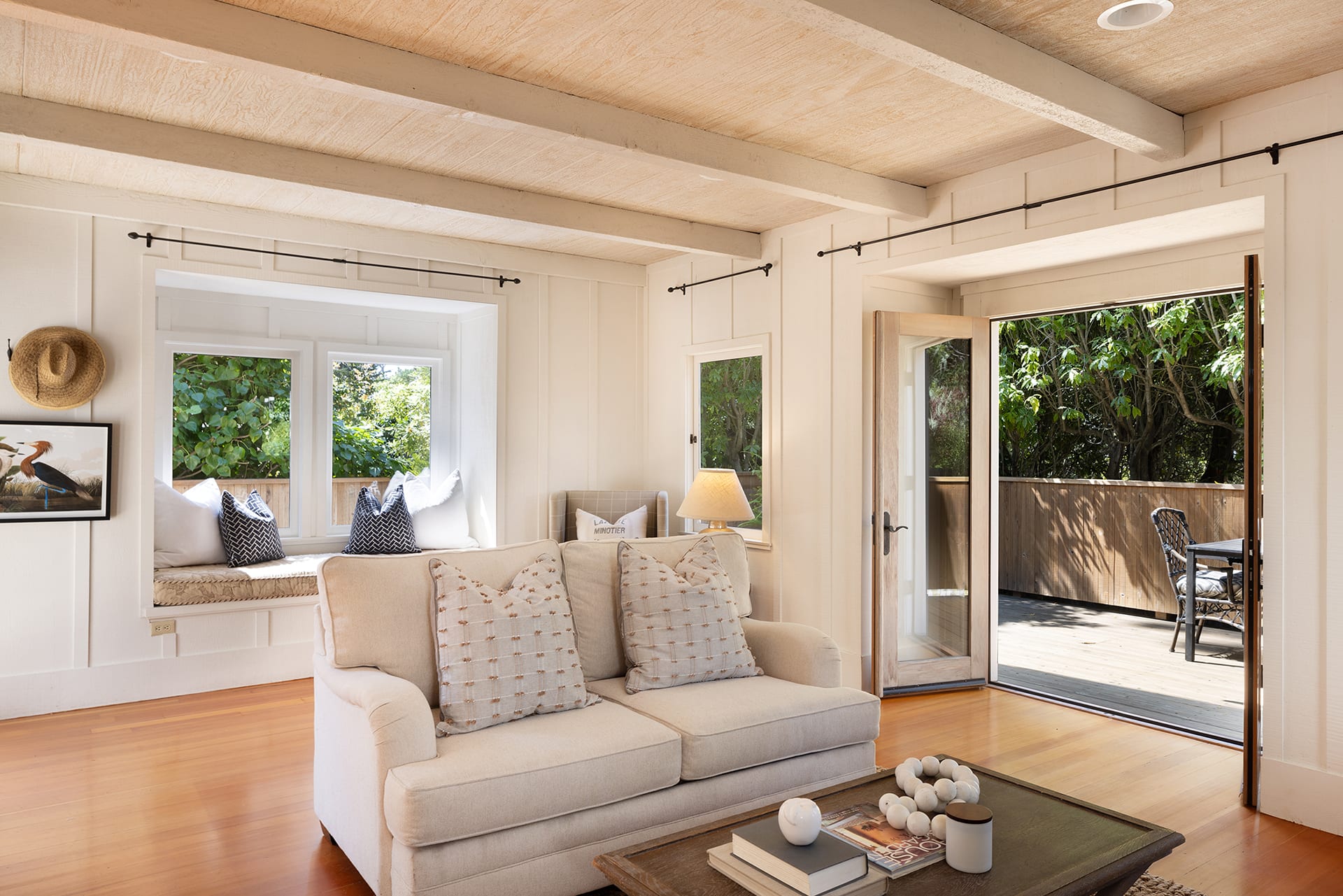 Carmel Jewel - San Carlos 3 SW of Vista