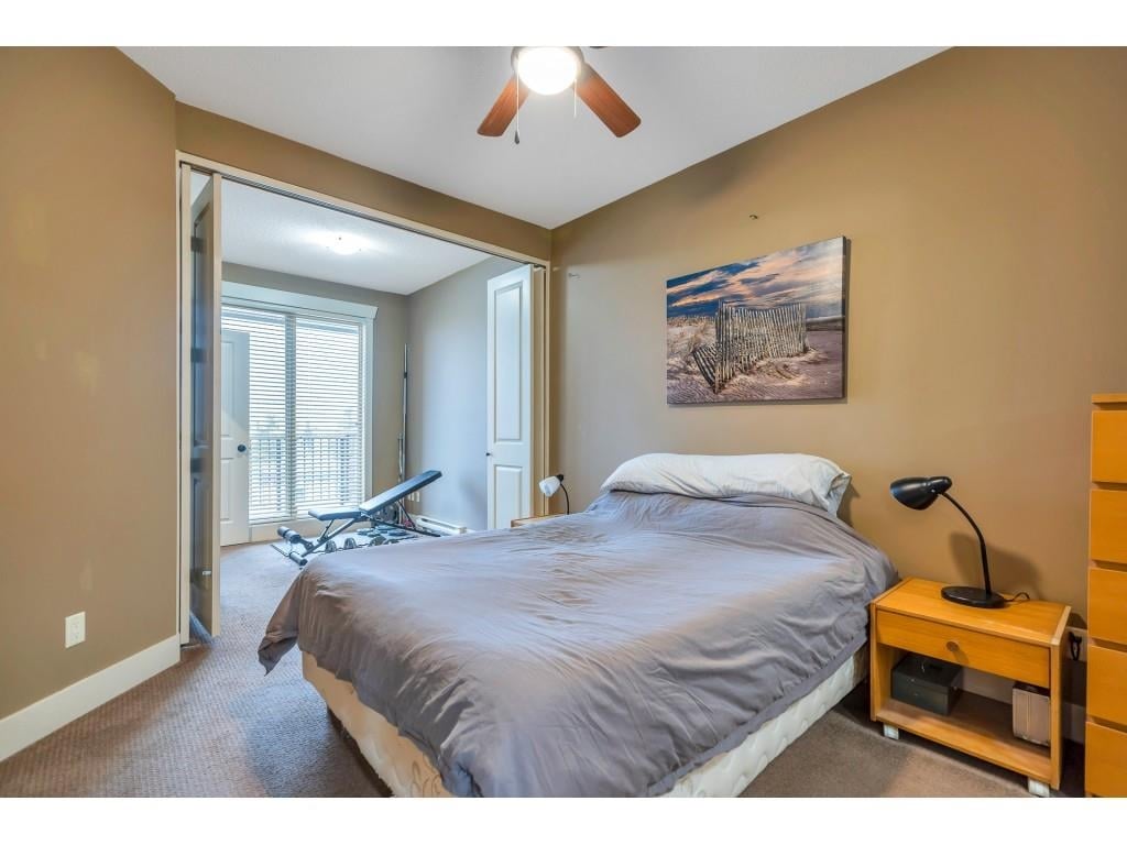 409-45893 Chesterfield Ave