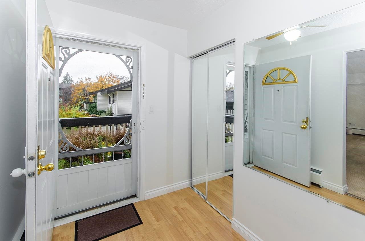 61-928 Premier St