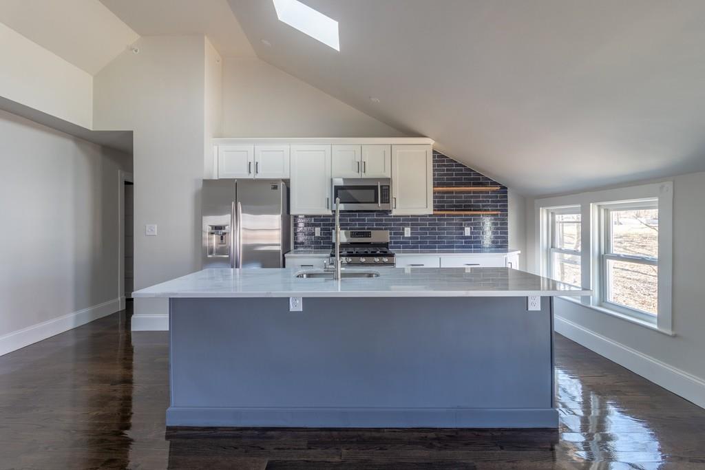39 Rosseter Street, Unit 3